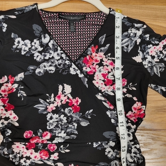 White House Black Market Reversible Floral Print Faux Wrap Dress Size 0 - Picture 7 of 13